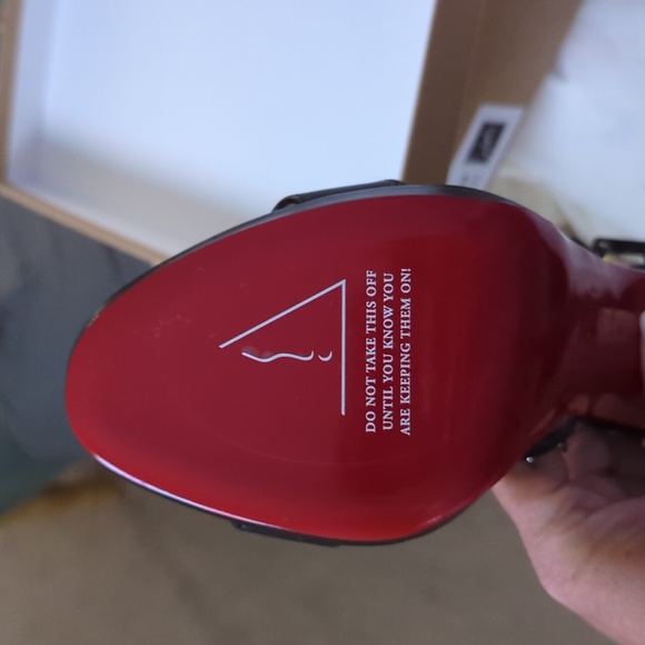 Choca Lux Sandals - Picture 5 of 6